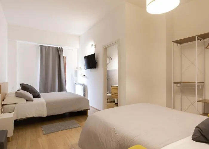 La Camia ベッド・アンド・ブレックファスト カステル・ディ・サングロ