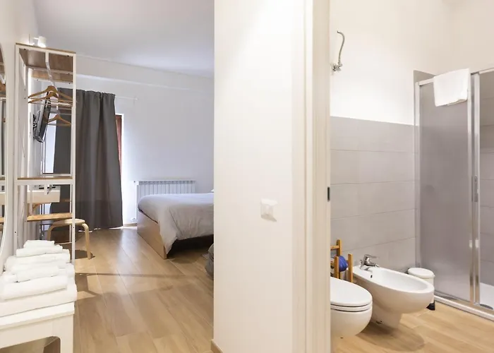 ベッド・アンド・ブレックファスト La Camia カステル・ディ・サングロ