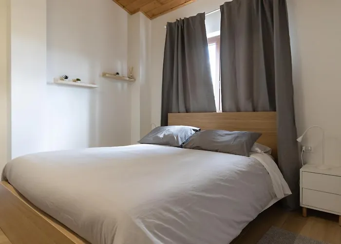 La Camia 3* カステル・ディ・サングロ